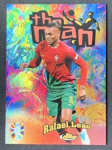 Rafael Leao 2023 Topps Finest Rose Gold /75