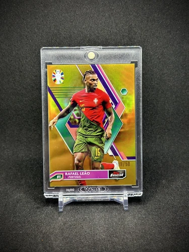 Rafael Leão 2024 Topps Finest Gold Refractor /50