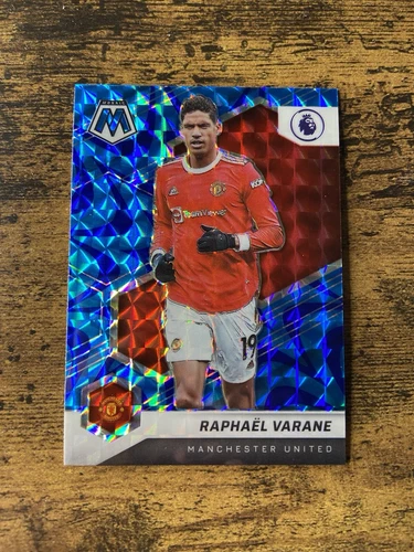 Raphael Varane 2021 Panini Mosaic Reactive Blue Prizm