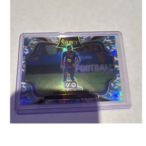 Raphinha 2023 Panini Select Camo Prizm /30