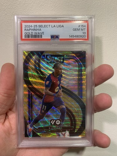 Raphinha 2024 Panini Select Gold Wave Prizm /10