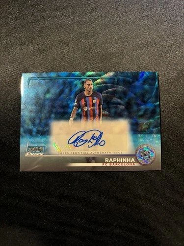Raphinha 2022 Topps Stadium Club Blue Wave /75