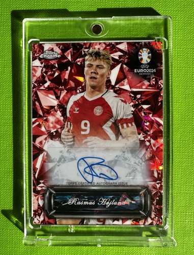 Rasmus Hojlund 2024 Topps Chrome Red 2/5