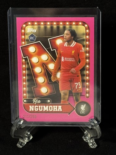 Rio Ngumoha 2025 Topps Liverpool FC Rosa /250