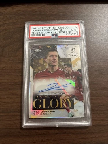 Robert Lewandowski 2021 Topps Chrome /25