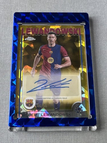 Robert Lewandowski 2025 Topps Chrome Gold Refractor /50
