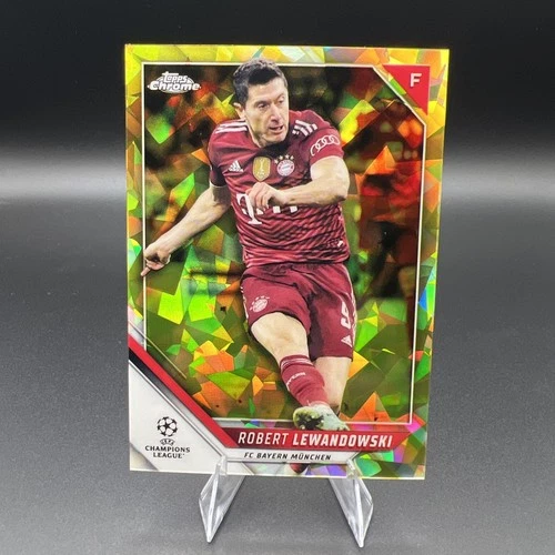 Robert Lewandowski 2021 Topps Chrome UCL Sapphire Edition Yellow /99