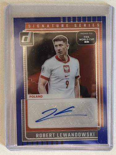 Robert Lewandowski 2025 Panini Donruss Blue /49