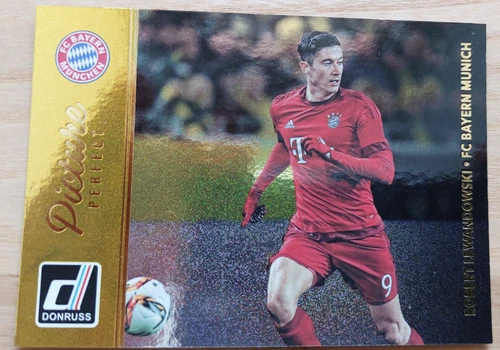 Robert Lewandowski 2016 Panini Donruss Gold