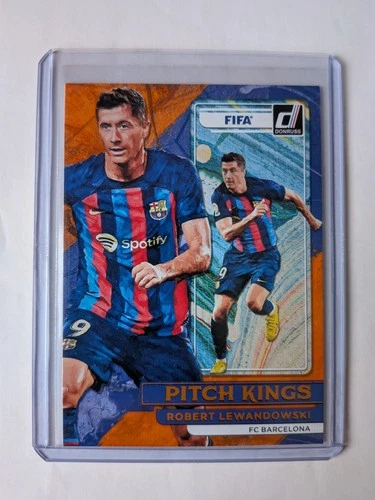 Robert Lewandowski 2023 Panini Donruss Orange
