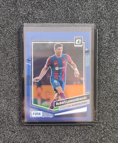 Robert Lewandowski 2023 Panini Donruss Red 09/99