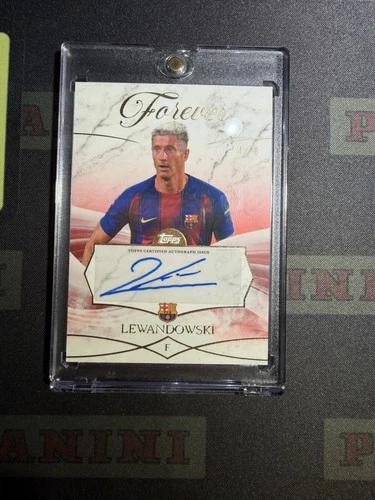 Robert Lewandowski 2026 Topps FC Barcelona Forever Red /5