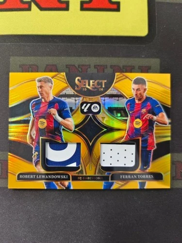 Robert Lewandowski / Ferran Torres 2025 Panini Select Gold 1/10