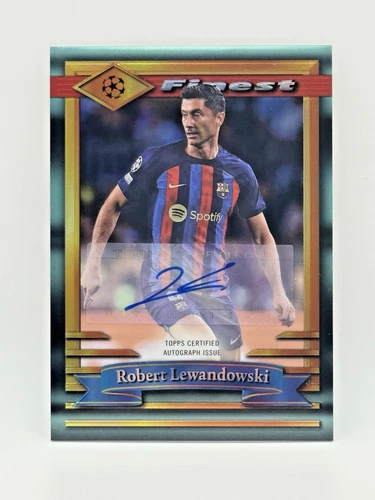 Robert Lewandowski 2022 Topps Finest /20