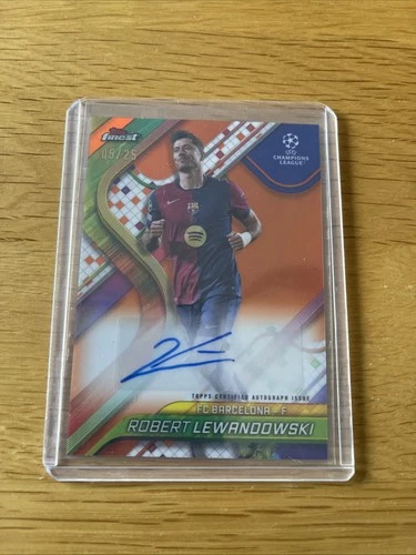 Robert Lewandowski 2024 Topps Finest /25