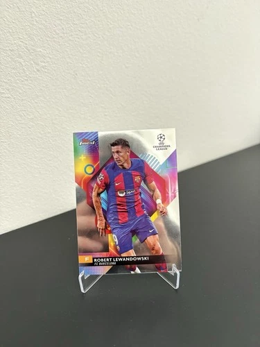 Robert Lewandowski 2023 Topps Finest