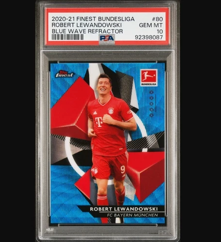 Robert Lewandowski 2020 Topps Finest Blue /150
