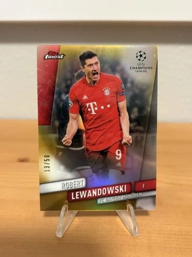 Robert Lewandowski 2019 Topps Finest Gold Refractor /50