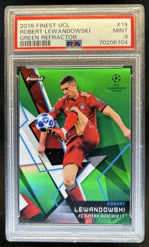 Robert Lewandowski 2018 Topps Finest Green Refractor /99