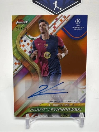 Robert Lewandowski 2024 Topps Finest Orange /25