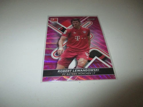 Robert Lewandowski 2022 Topps Finest Pink Wave Refractor /300