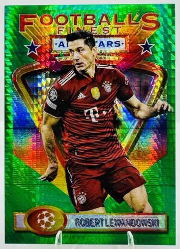 Robert Lewandowski 2022 Topps Finest Prism Refractor /35