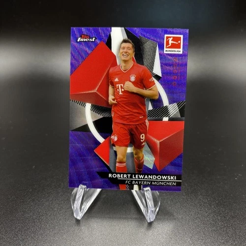 Robert Lewandowski 2020 Topps Finest Purple Refractor /250