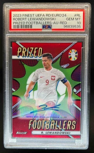 Robert Lewandowski 2024 Topps Finest Red /5