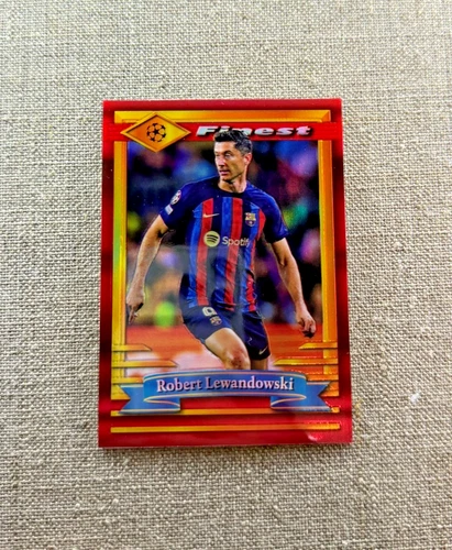 Robert Lewandowski 2022 Topps Finest Red Refractor /5