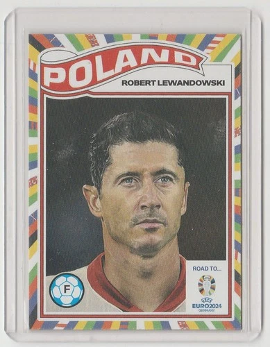 Robert Lewandowski 2024 Topps Living #08