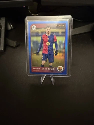 Robert Lewandowski 2025 Topps Merlin Chrome /150