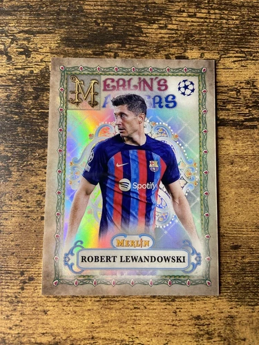 Robert Lewandowski 2022 Panini Merlin Chrome