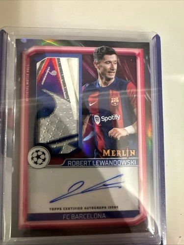 Robert Lewandowski 2023 Topps Merlin Chrome