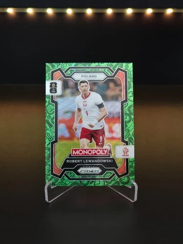 Robert Lewandowski 2026 Panini Monopoly Prizm FIFA World Cup Green Wave