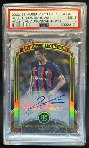 Robert Lewandowski 2022 Topps Museum Gold /50