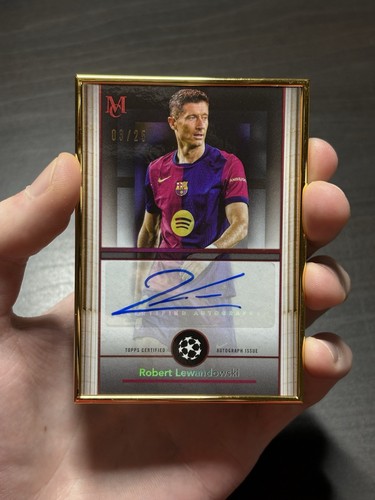 Robert Lewandowski 2025 Topps Museum Gold Frame /25