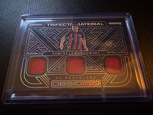 Robert Lewandowski 2022 Panini Obsidian /199