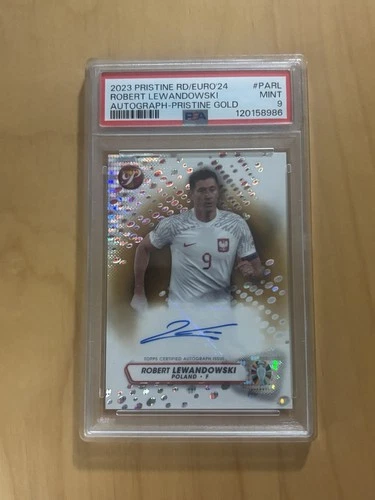 Robert Lewandowski 2023 Topps Pristine Gold /50