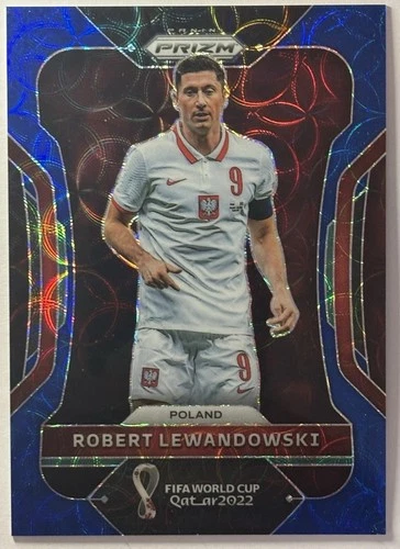Robert Lewandowski 2022 Panini Prizm Blue Choice /135