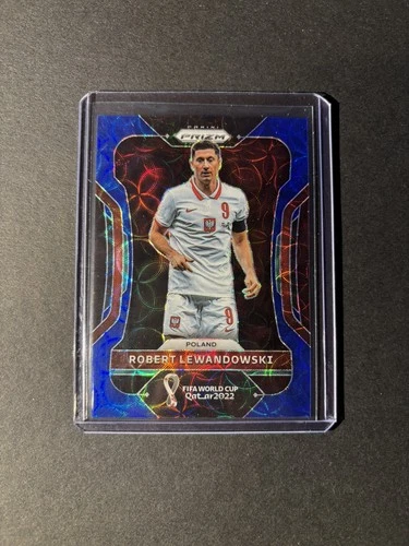 Robert Lewandowski 2022 Panini Prizm Choice Blue /135