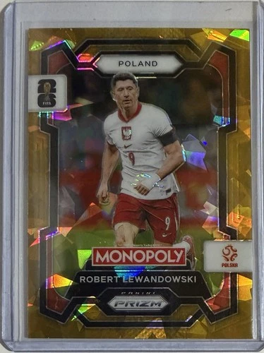 Robert Lewandowski 2026 Panini Prizm Copa FIFA 2026 Gold Ice Prizm #84