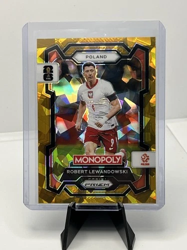 Robert Lewandowski 2026 Panini Prizm Gold Ice Prizm