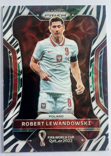 Robert Lewandowski 2022 Panini Prizm World Cup Zebra Prizm