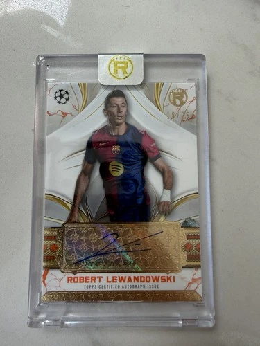 Robert Lewandowski 2024 Topps Reverence /25