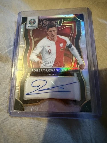 Robert Lewandowski 2020 Panini Select