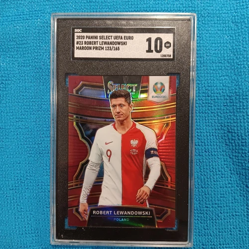 Robert Lewandowski 2020 Panini Select Maroon Prizm /165