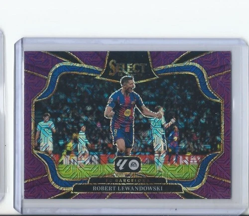 Robert Lewandowski 2025 Panini Select Mojo Purple
