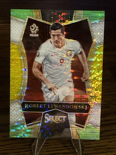 Robert Lewandowski 2016 Panini Select Multicolor Prizm