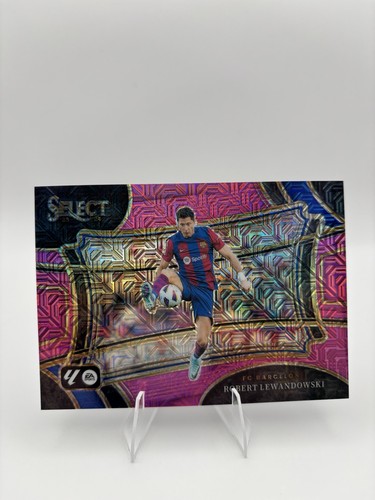 Robert Lewandowski 2023 Panini Select Rosa /115