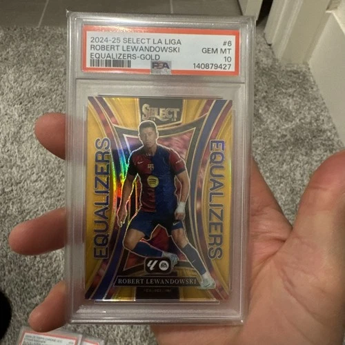 Robert Lewandowski 2024 Panini Select Silver Prizm /10